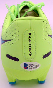 Mason Mount Autographed Green Nike Phantom Cleat Shoe Chelsea F.C. Size 8 (Light Auto) Beckett BAS #K06315