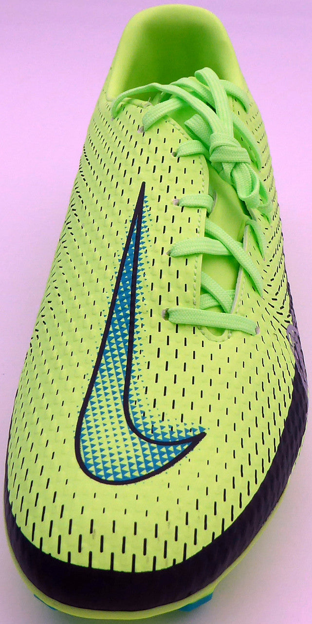 Mason Mount Autographed Green Nike Phantom Cleat Shoe Chelsea F.C. Size 10 Beckett BAS #K06326
