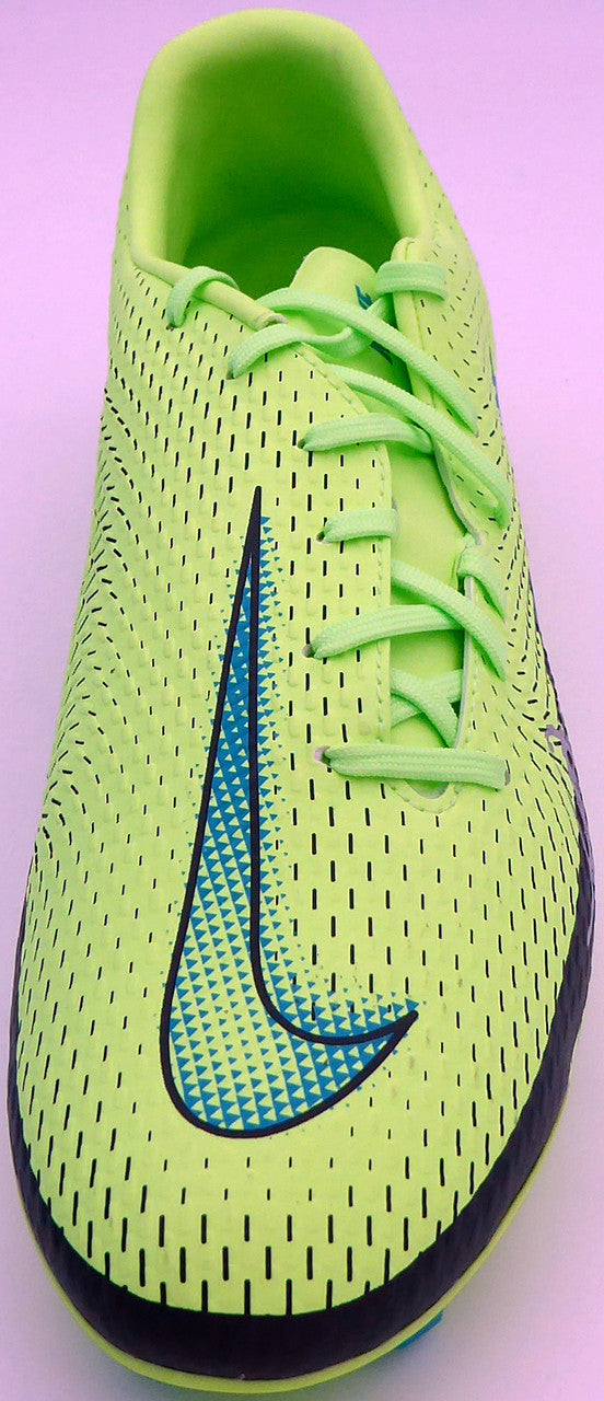 Mason Mount Autographed Green Nike Phantom Cleat Shoe Chelsea F.C. Size 10.5 Beckett BAS #K06297