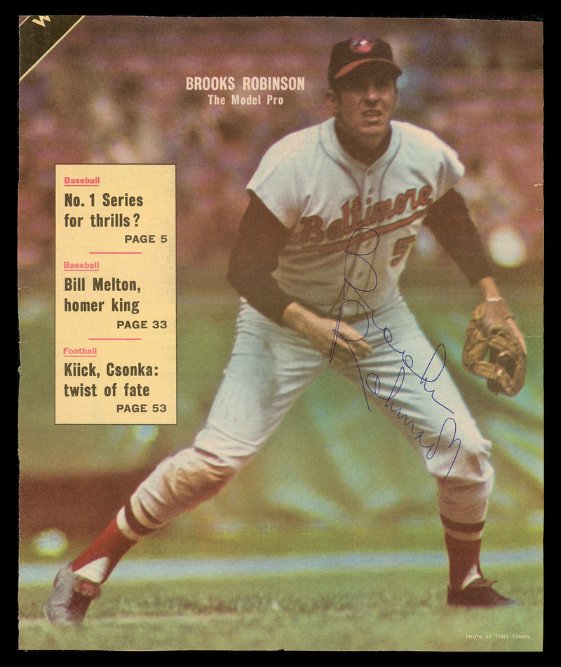 Brooks Robinson Autographed Sporting News Cover Baltimore Orioles SKU #236226