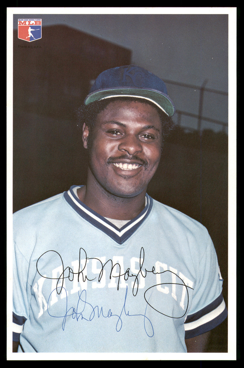 Kansas City Royals Autographed 15 Count Lot of 6x9 Team Issued Photos All Different With Al Cowens & Hal McRae SKU #236182