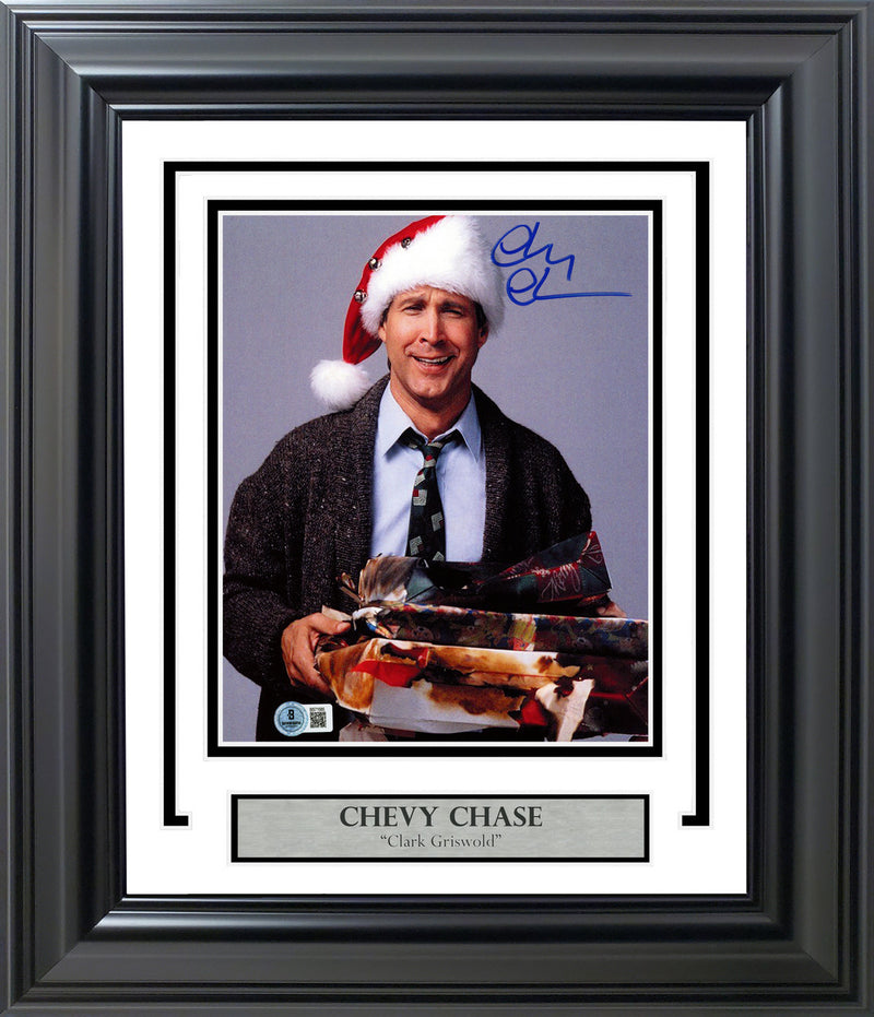 Chevy Chase Autographed Framed 8x10 Photo Christmas Vacation Beckett BAS QR Stock #256682