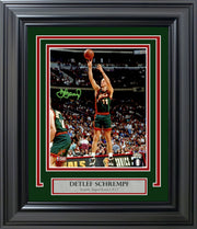 Detlef Schrempf Autographed Framed 8x10 Photo Seattle Supersonics MCS Holo Stock #256683