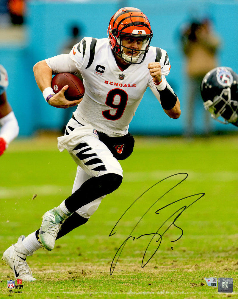Joe Burrow Autographed 16x20 Photo Cincinnati Bengals Fanatics Holo Stock #258001