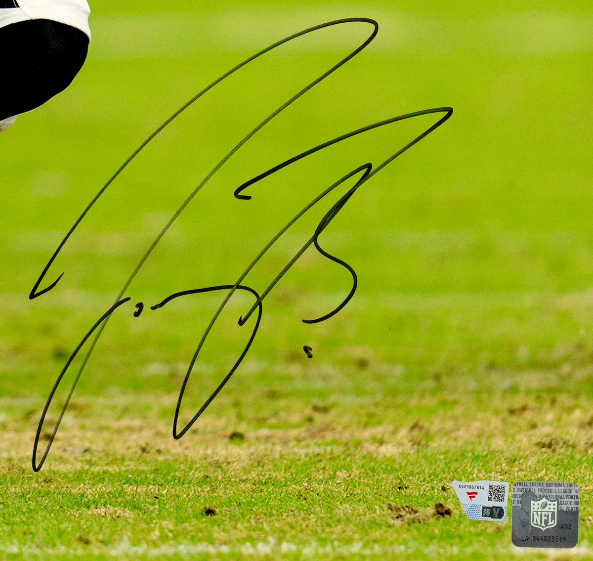 Joe Burrow Autographed 16x20 Photo Cincinnati Bengals Fanatics Holo Stock #258001