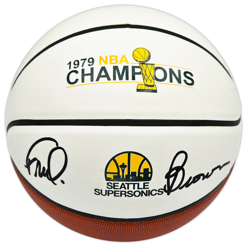 Downtown Fred Brown Autographed 1978-79 NBA Champions Logo Basketball Seattle Supersonics MCS Holo Stock #256895