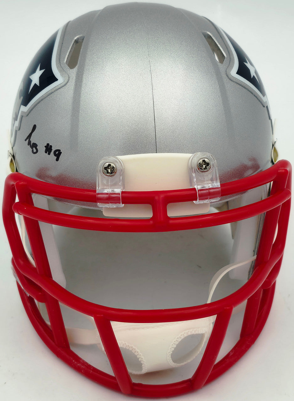 Kayshon Boutte Autographed New England Patriots Silver Speed Mini Helmet Beckett BAS Witness Stock #256984