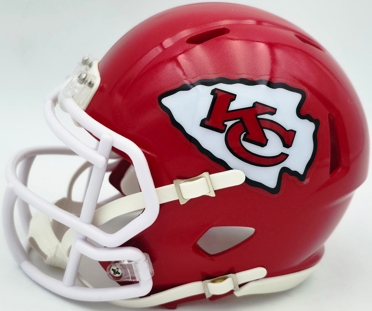 Jamaal Charles Autographed Kansas City Chiefs Red Speed Mini Helmet Beckett BAS Witness Stock #260052