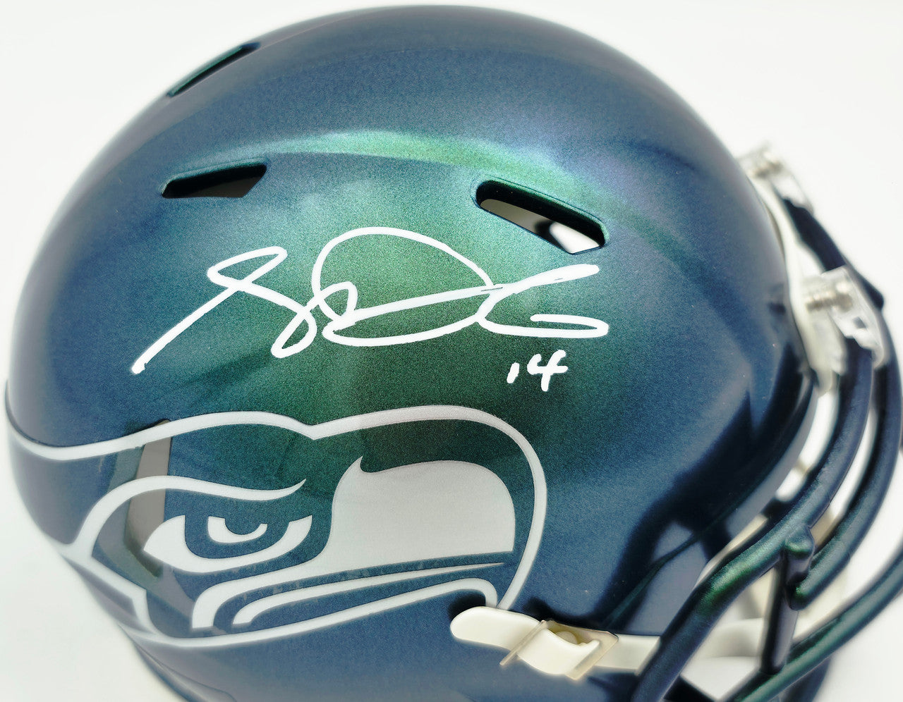 Sam Darnold Autographed Seattle Seahawks Metallic Green Rivalries Speed Mini Helmet Beckett BAS Witness Stock #261846