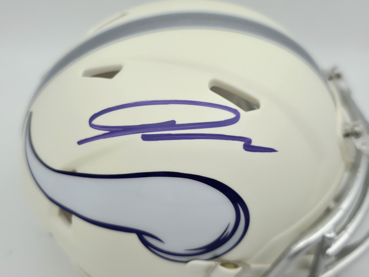 Jordan Addison Autographed Minnesota Vikings White 2024 Alternate Speed Mini Helmet (In Black) Beckett BAS QR Stock #261902