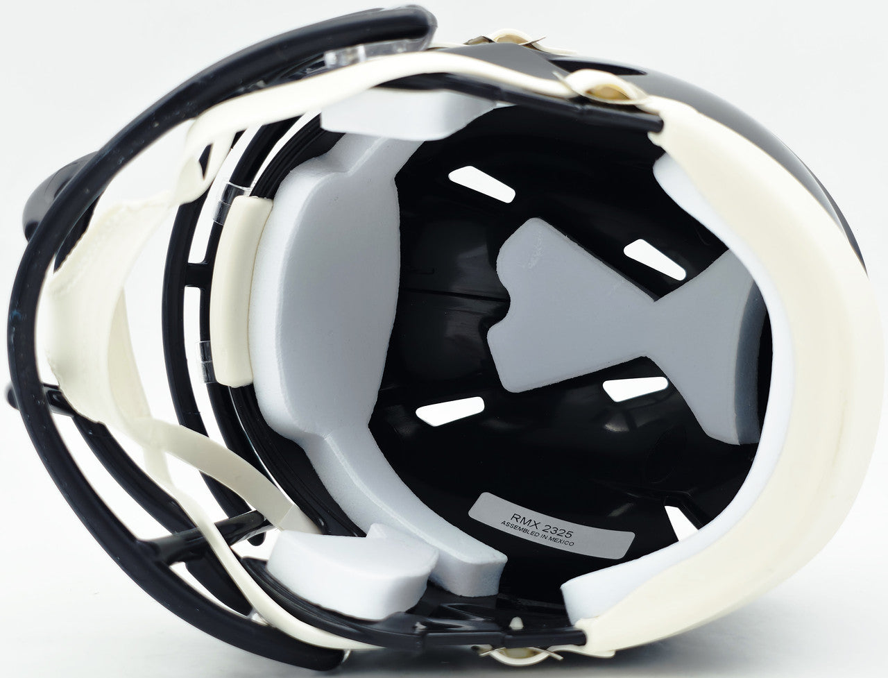Brian Urlacher Autographed Chicago Bears Blue Speed Mini Helmet (In White) "HOF 18" Beckett BAS Witness Stock #261924