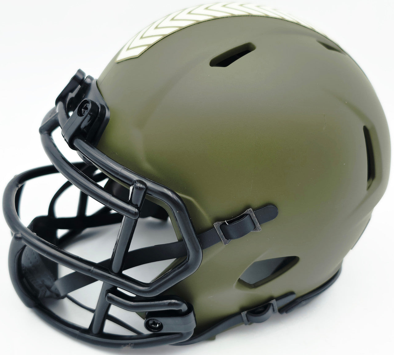 Brian Urlacher Autographed Chicago Bears Army Green 2022 Salute To Service Speed Mini Helmet "USA" Beckett BAS Witness Stock #261926