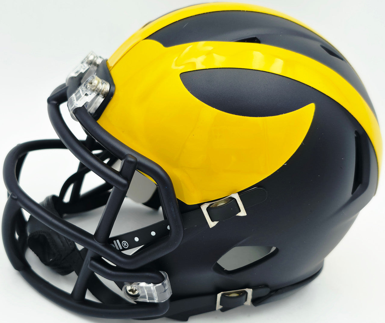 Mike Sainristil Autographed Michigan Wolverines Blue Speed Mini Helmet "23 Natl Champs" Beckett BAS Witness Stock #261959