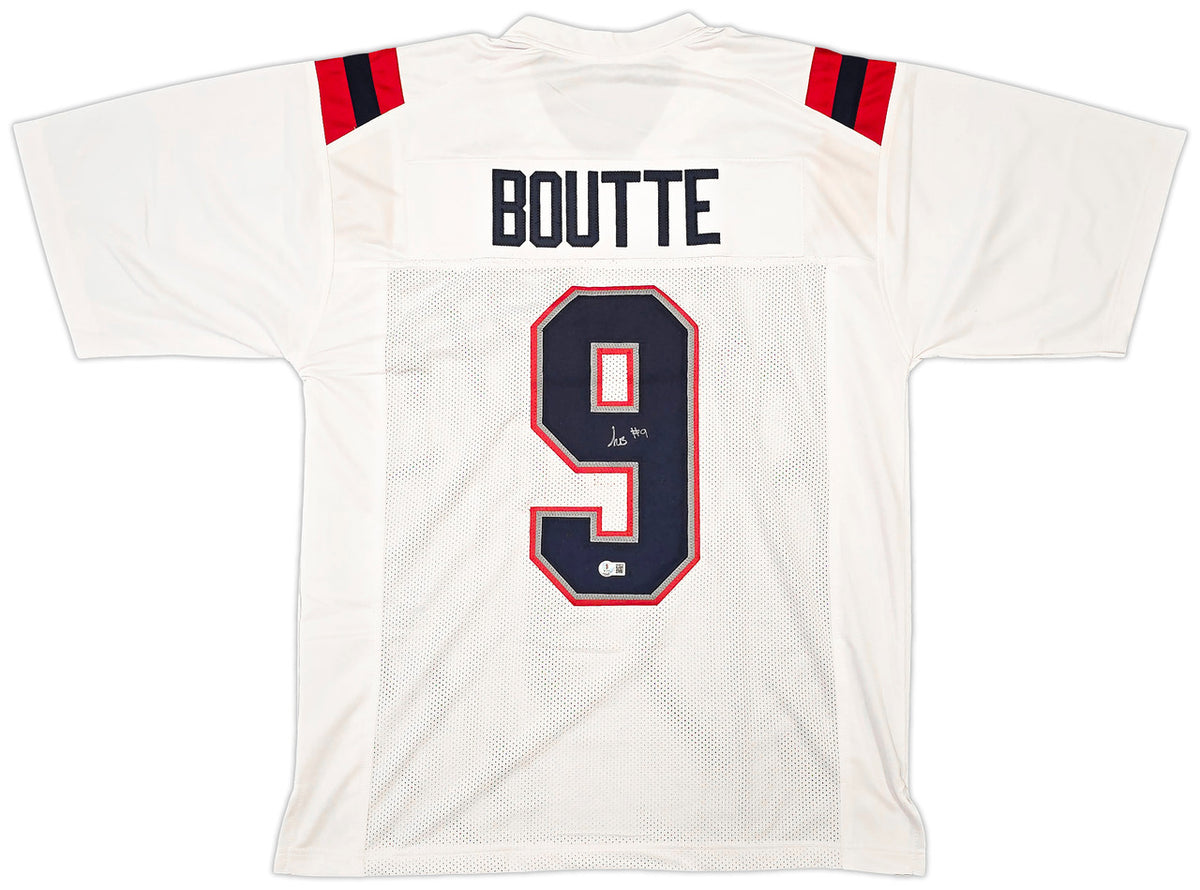 New England Patriots Kayshon Boutte Autographed White Jersey Beckett BAS Witness Stock #261914