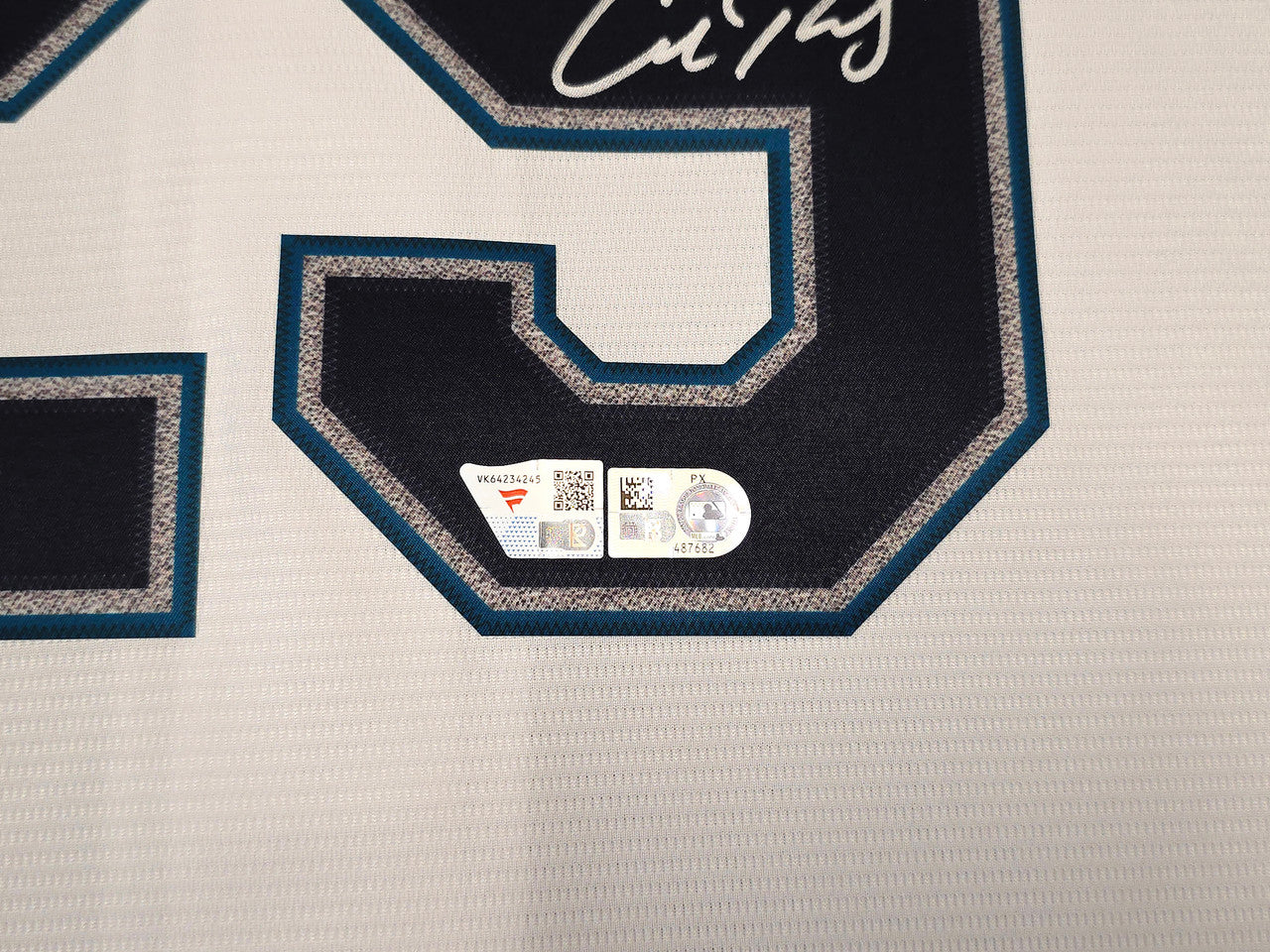 Seattle Mariners Cal Raleigh Autographed White Nike Jersey Size L Fanatics & MLB Holo Stock #261867
