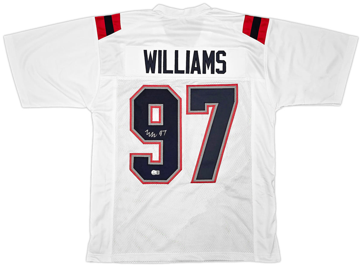 New England Patriots Milton Williams Autographed White Jersey Beckett BAS Witness Stock #261850