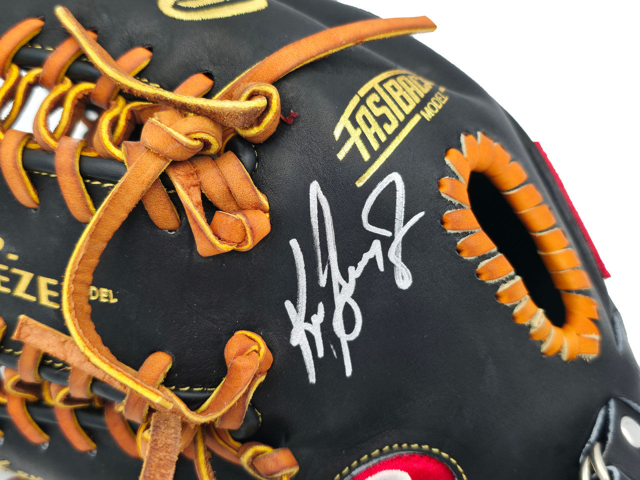Ken Griffey Jr. Autographed Black Rawlings Heart of the Hide Signature Model Baseball Fielding Glove Seattle Mariners Beckett BAS Witness Stock #262142