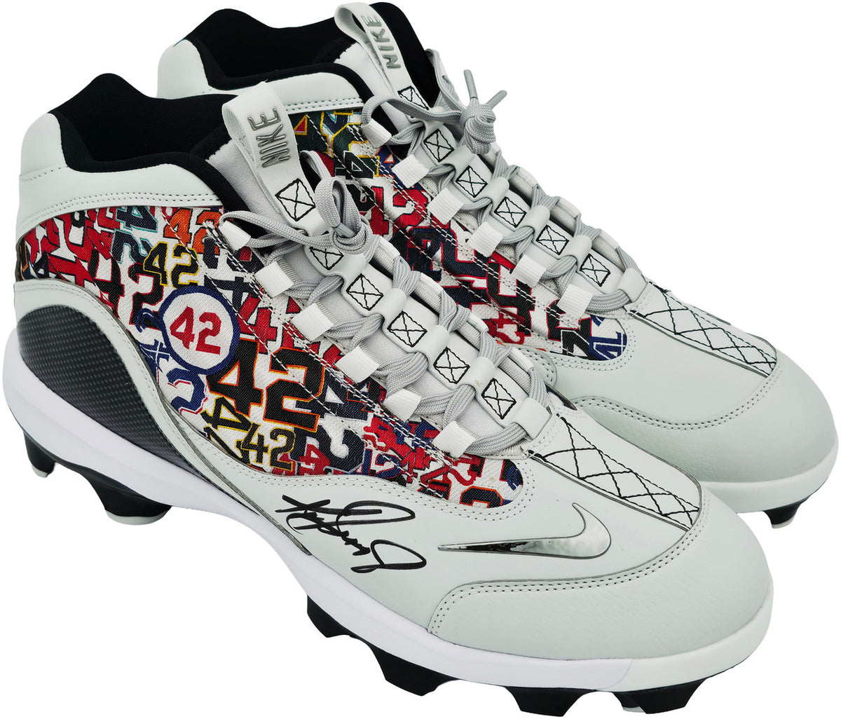 Ken Griffey Jr. Autographed White Nike Griffey 2 Mcs Jackie Robinson Day Baseball Cleats Seattle Mariners Size 11.5 Beckett BAS Witness Stock #262143