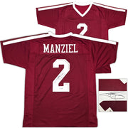 Texas A&M Aggies Johnny Manziel Autographed Maroon Jersey Beckett BAS Witness Stock #262054