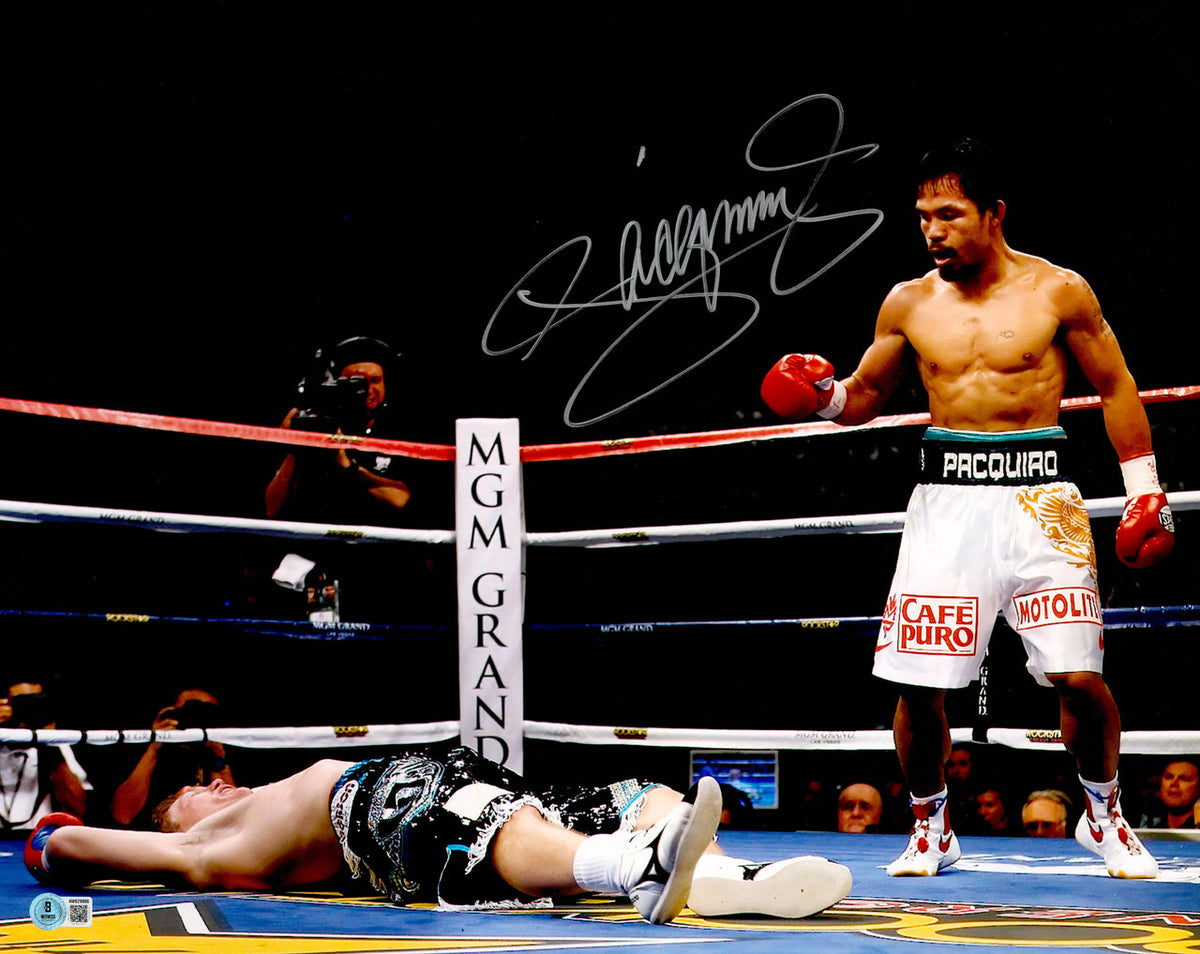 Manny Pacquiao Autographed 16x20 Photo Beckett BAS Witness Stock #262347
