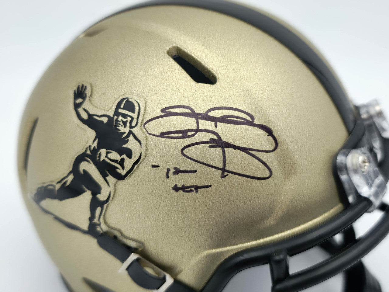 Johnny Manziel Autographed Texas A&M Aggies Gold Heisman Logo Speed Mini Helmet "12 HT" Beckett BAS Witness Stock #262057