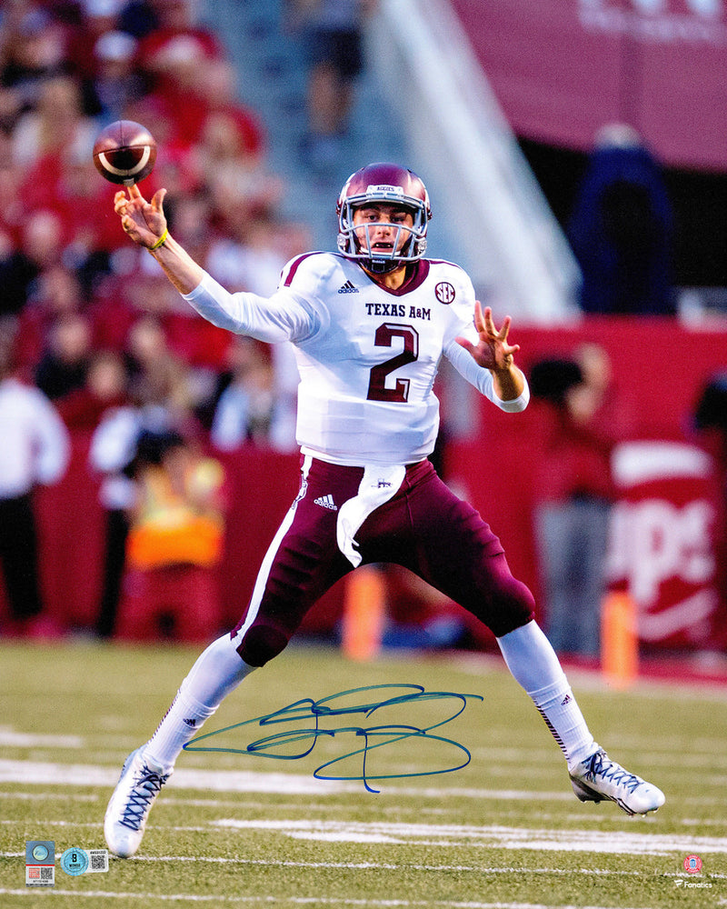 Johnny Manziel Autographed 16x20 Photo Texas A&M Aggies Beckett BAS Witness Stock #262048