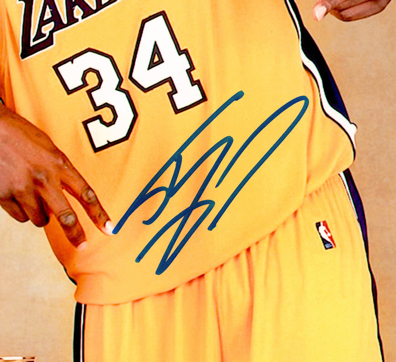 Shaquille Shaq O'Neal Autographed 16x20 Photo Los Angeles Lakers Beckett BAS Witness Stock #262079