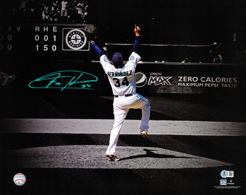 Felix Hernandez Autographed 16x20 Photo Seattle Mariners Beckett BAS Witness Stock #262501