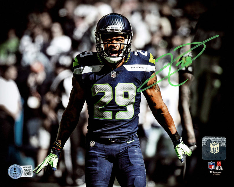 Earl Thomas III Autographed 8x10 Photo Seattle Seahawks Beckett BAS Witness Stock #262456