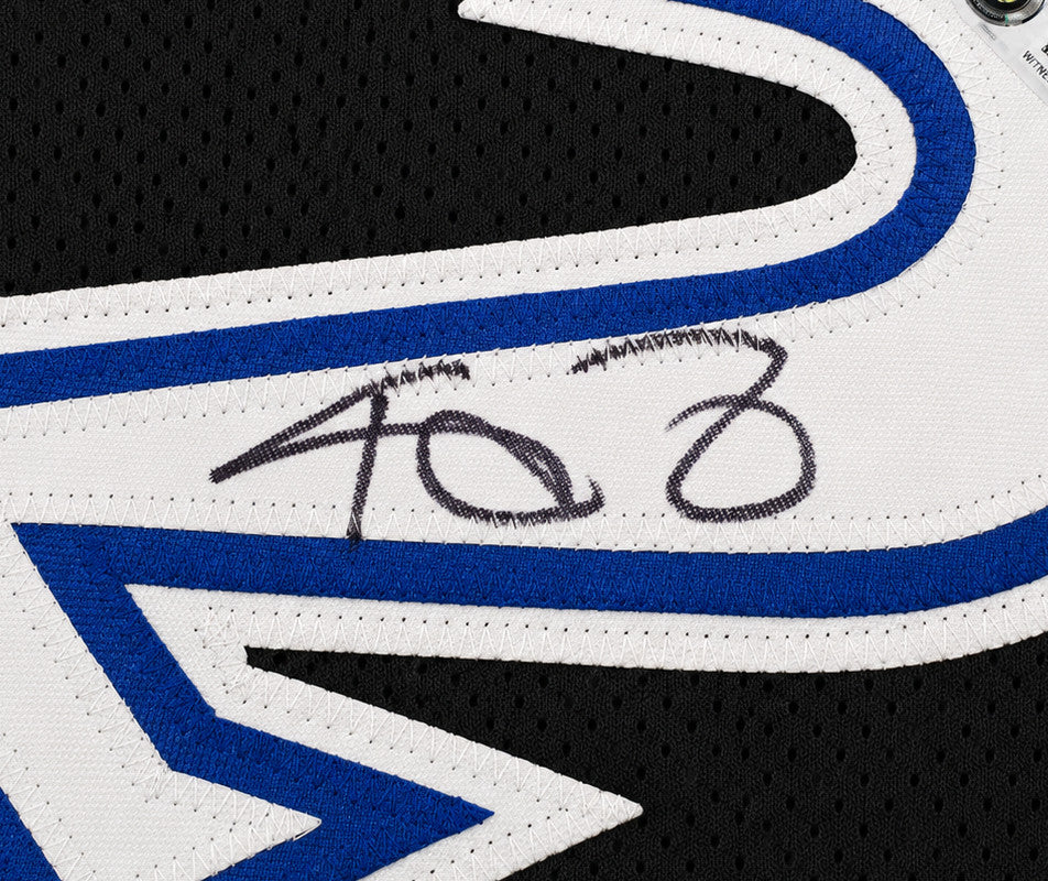 Minnesota Timberwolves Kevin Garnett Autographed Black Jersey Beckett BAS Witness Stock #265800