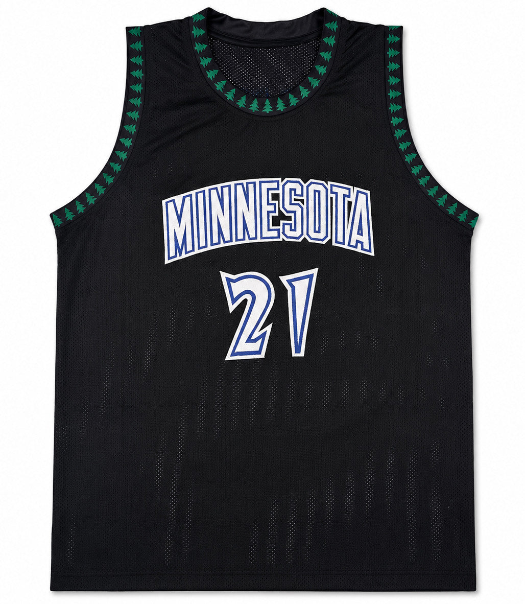 Minnesota Timberwolves Kevin Garnett Autographed Black Jersey Beckett BAS Witness Stock #265800