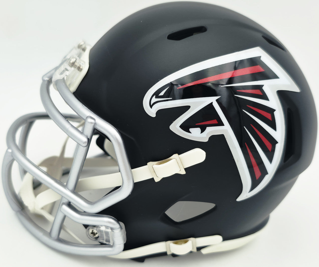 Michael Vick Autographed Atlanta Falcons Black Speed Mini Helmet Beckett BAS Witness Stock #265888