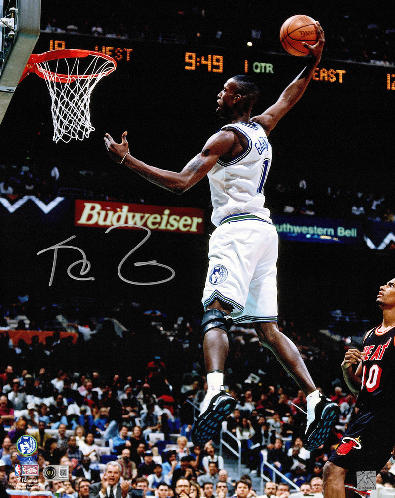 Kevin Garnett Autographed 16x20 Photo Minnesota Timberwolves Beckett BAS Witness Stock #265796