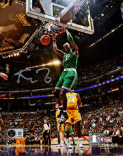 Kevin Garnett Autographed 8x10 Photo Boston Celtics Beckett BAS Witness Stock #265795