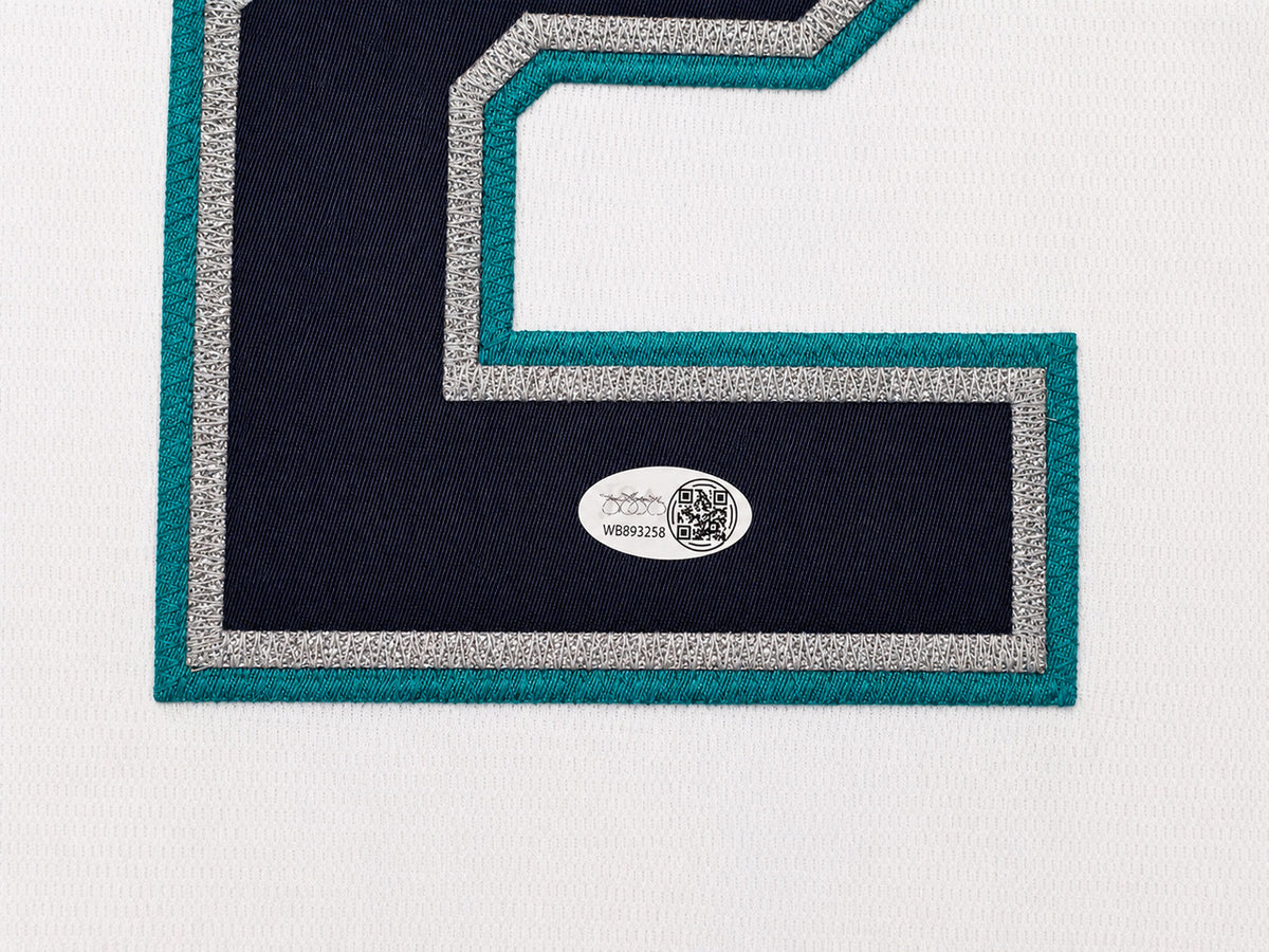 Seattle Mariners Bryan Woo Autographed White Nike Jersey Size L JSA Witness Stock #265416