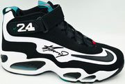 Ken Griffey Jr. Autographed White & Black Nike Air Griffey Max 1 Shoes Seattle Mariners Size 11.5 Beckett BAS Witness Stock #267479
