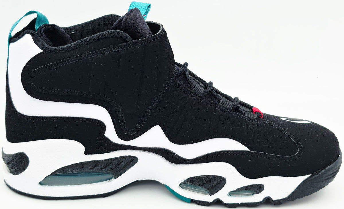 Ken Griffey Jr. Autographed White & Black Nike Air Griffey Max 1 Shoes Seattle Mariners Size 11.5 Beckett BAS Witness Stock #267479