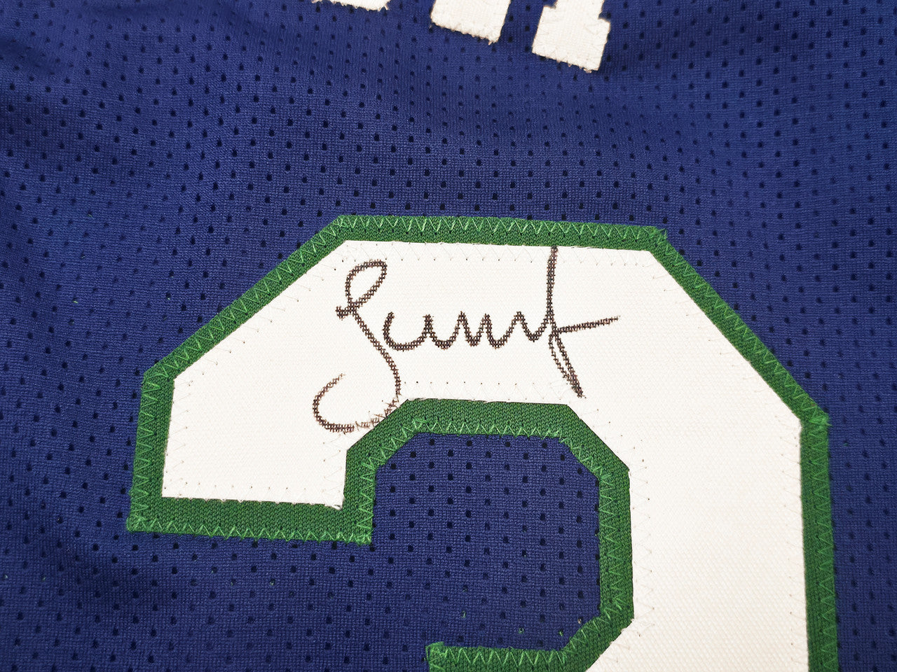 Dallas Mavericks Steve Nash Autographed Blue Stat Jersey Beckett BAS Witness Stock #252470