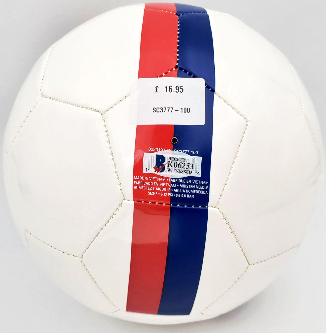 Mason Mount Autographed White Nike Soccer Ball Chelsea F.C. Beckett BAS Stock #196466