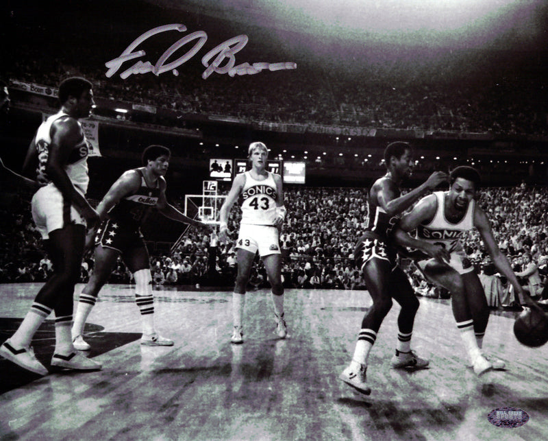 Downtown Fred Brown Autographed 8x10 Photo Seattle Sonics MCS Holo Stock #106816