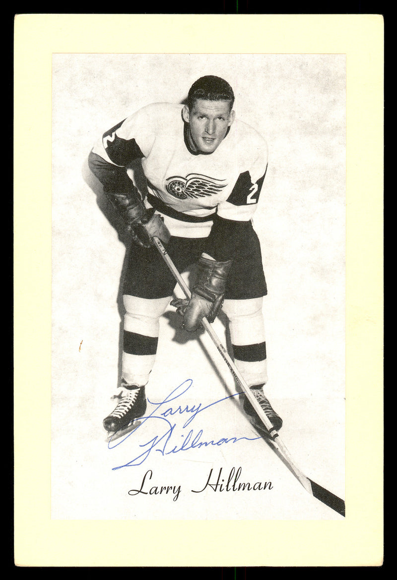 Larry Hillman Autographed 1944-63 Beehive Group 2 4.5x6.5 Photo Detroit Red Wings SKU #176646