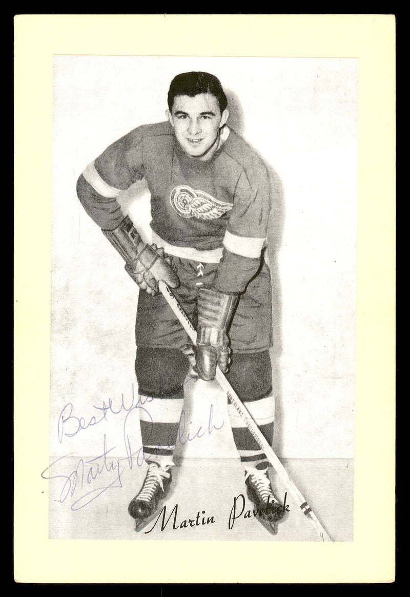 Marty Pavelich Autographed 1944-63 Beehive Group 2 4.5x6.5 Photo New York Rangers "Best Wishes" SKU #176881