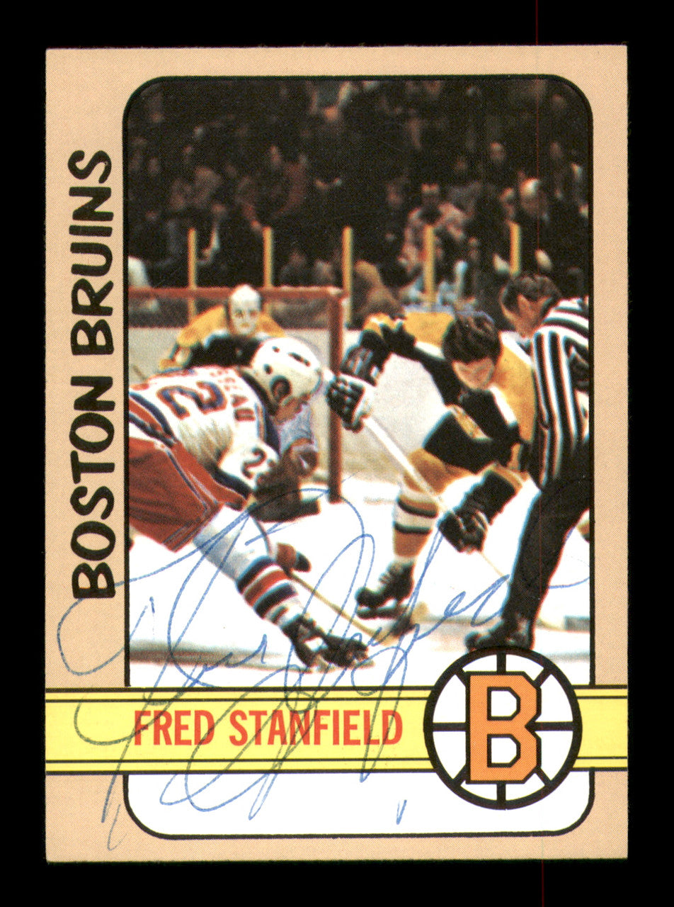 Fred Stanfield Autographed 1972-73 Topps Card #135 Boston Bruins SKU #251173