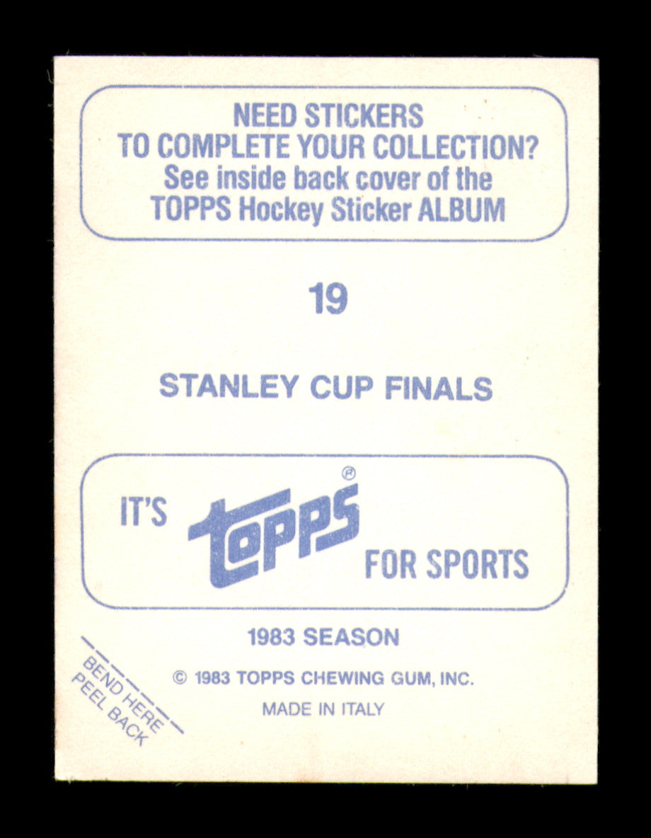 Jari Kurri Autographed 1983-84 Topps Stickers Card #19 Edmonton Oilers SKU #251472