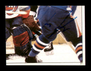 Jari Kurri Autographed 1983-84 Topps Stickers Card #21 Edmonton Oilers SKU #251476