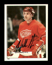 Willie Huber Autographed 1983-84 Topps Stickers Card #139 Detroit Red Wings SKU #251507