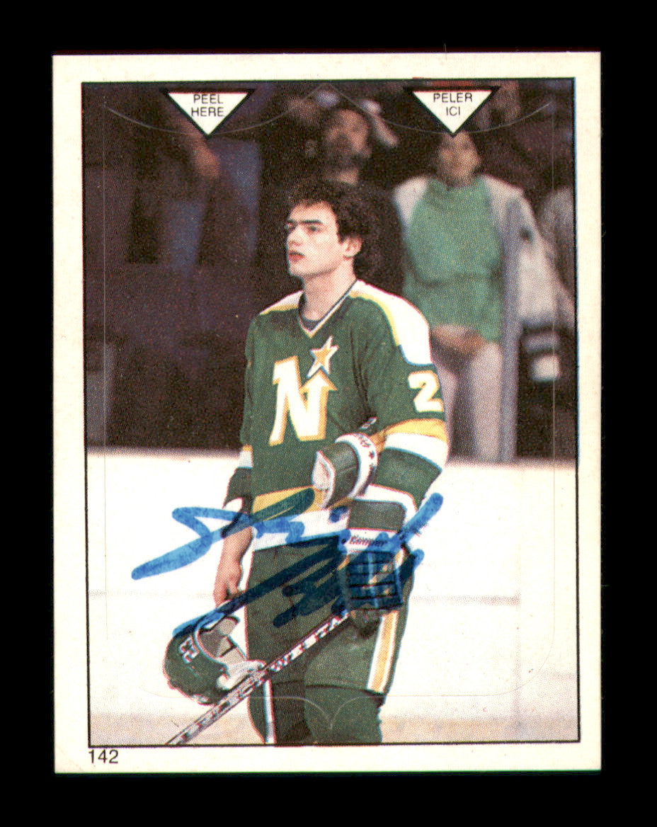 Brian Bellows Autographed 1983-84 O-Pee-Chee Stickers Card #142 Minnesota North Stars SKU #251508