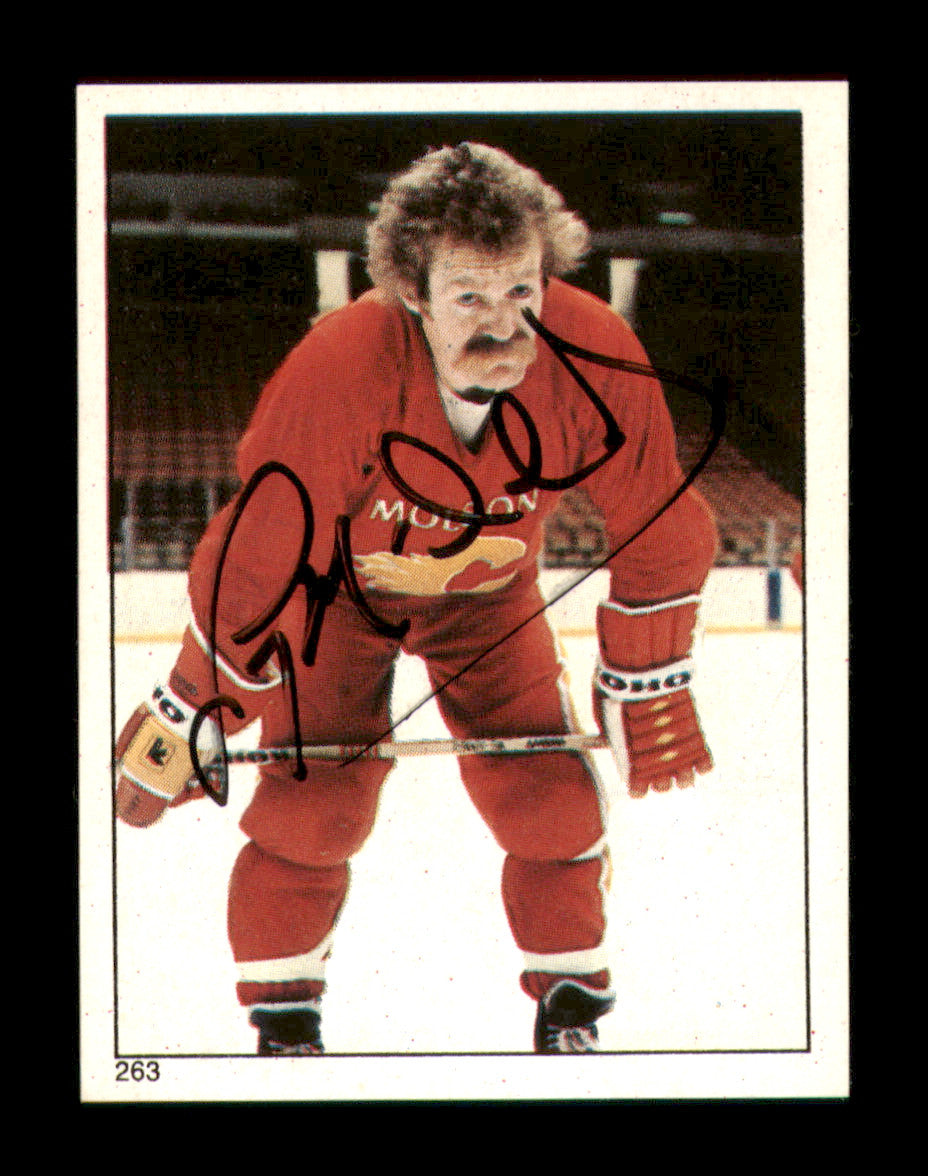 Lanny McDonald Autographed 1983-84 Topps Stickers Card #263 Calgary Flames SKU #251572
