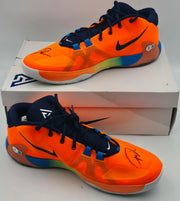 Giannis Antetokounmpo Autographed 2022 Player Exclusive (PE) Promo Duke Blue Devils Nike Zoom Freak 4 NCAA Shoes Size 16 (With Box) Beckett BAS Witness #3W399782 & #3W399783