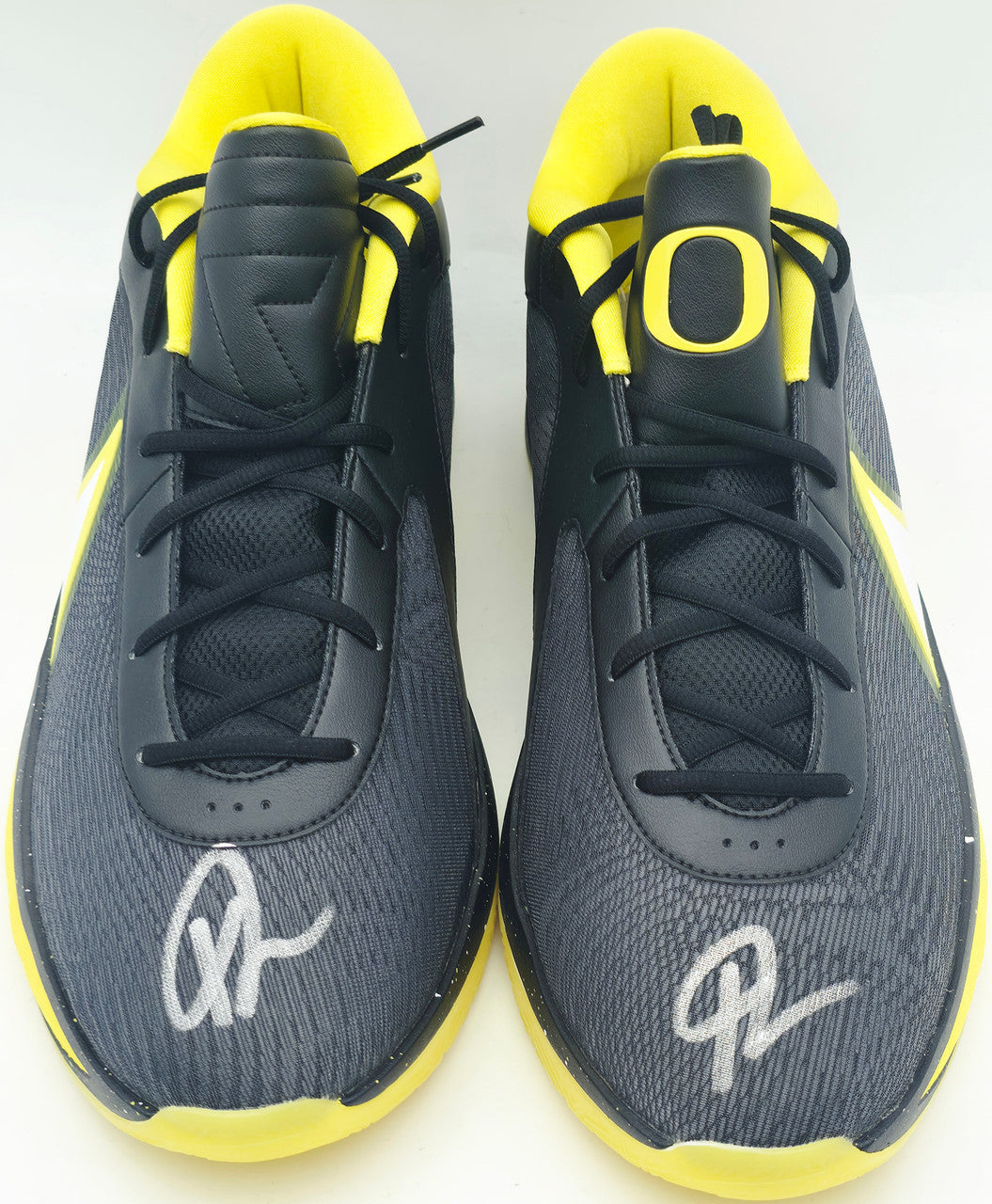 Giannis Antetokounmpo Autographed 2021 Player Exclusive (PE) Promo Nike Zoom Freak 2 MSCO Shoes Bucks Size 17 Beckett BAS Witness Stock #252595
